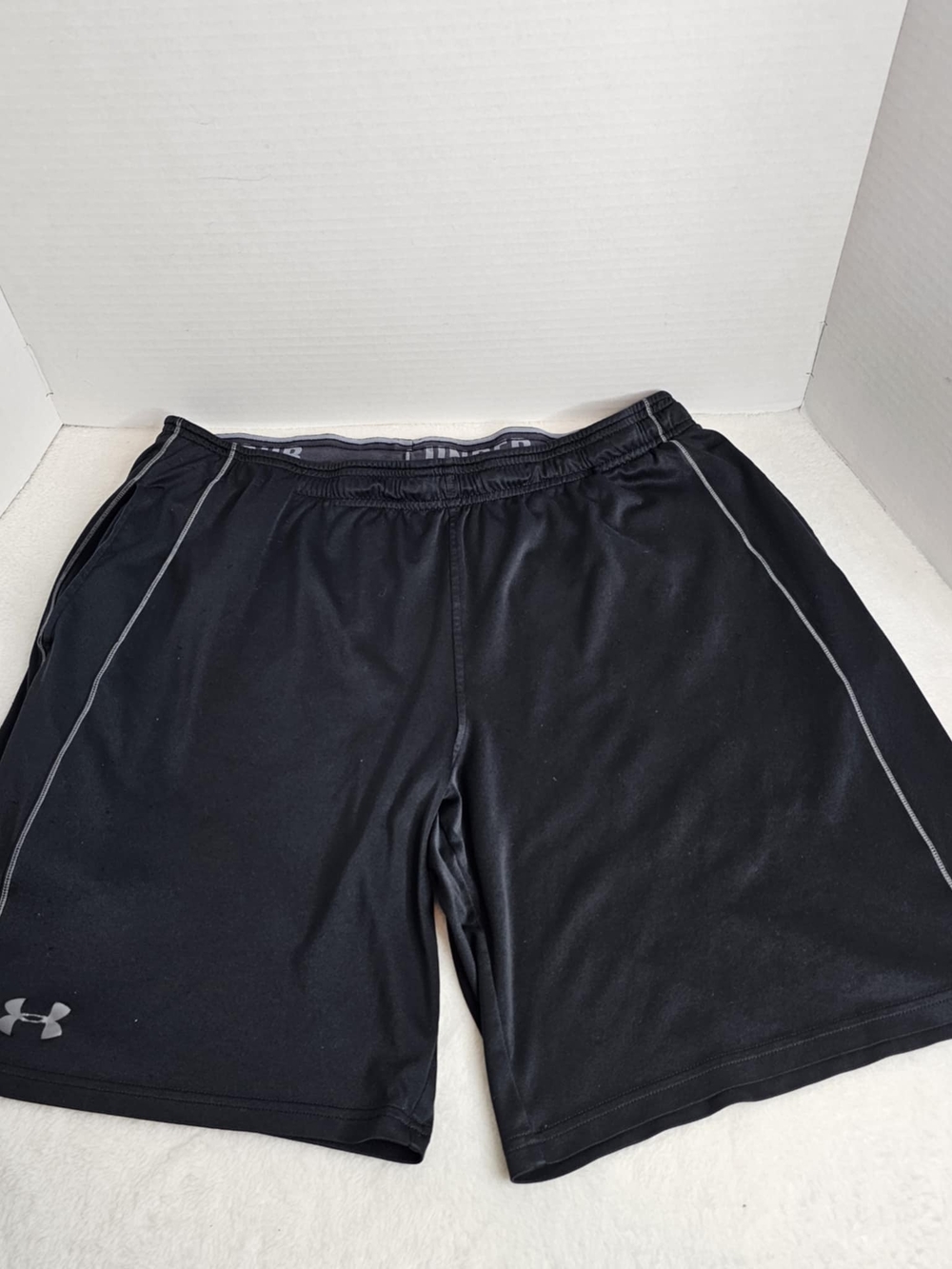 Under Armour Men's Black Athletic Shorts